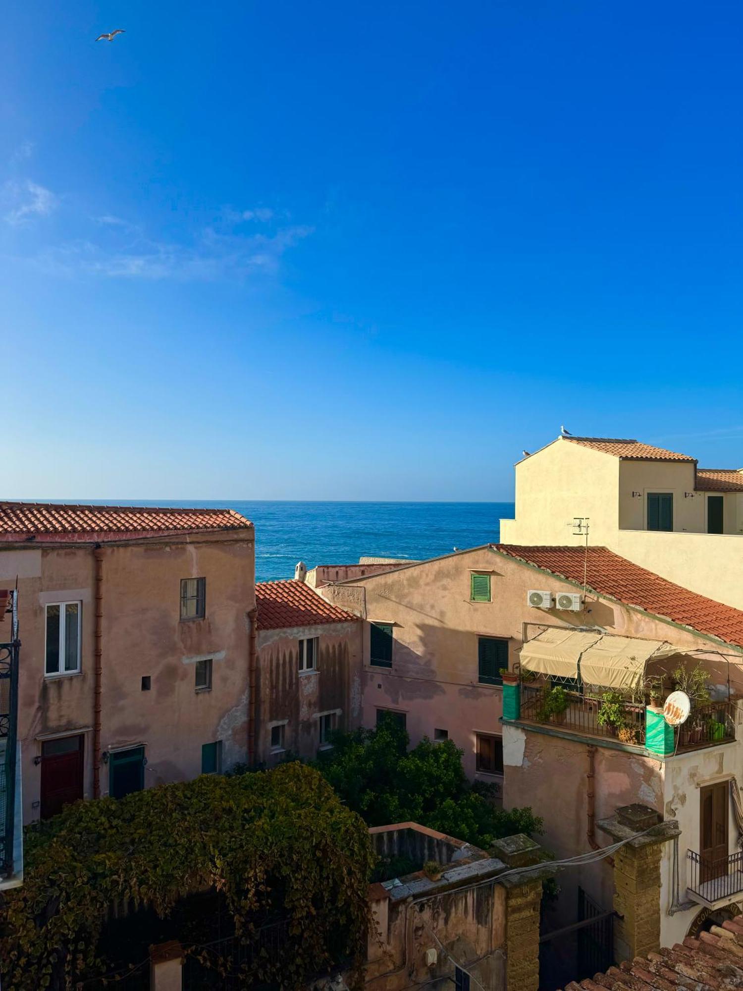 Vittorio Emanuele Street House Apartment Cefalu Exterior photo